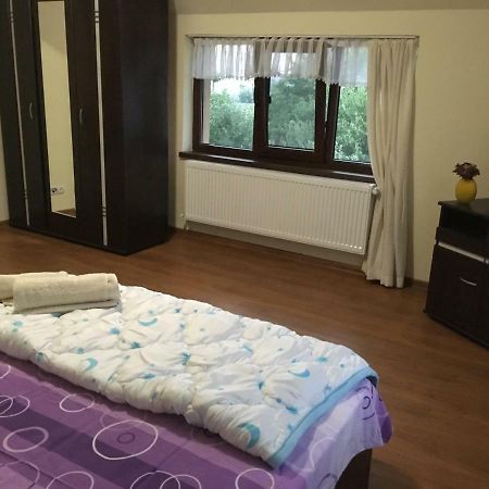 Casa In Zona Linistita, Campia Turzii Villa Ngoại thất bức ảnh