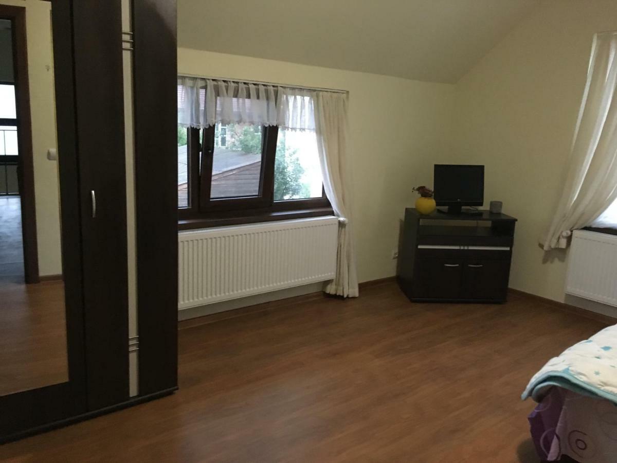 Casa In Zona Linistita, Campia Turzii Villa Ngoại thất bức ảnh